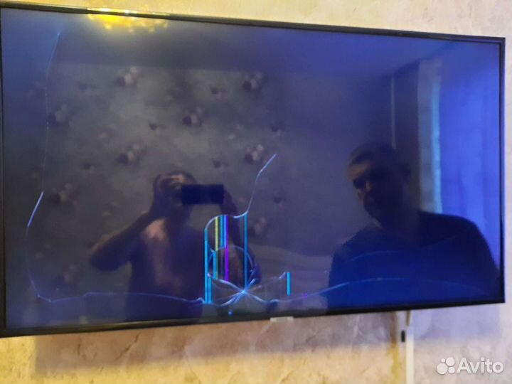 Телевизор Samsung smart43