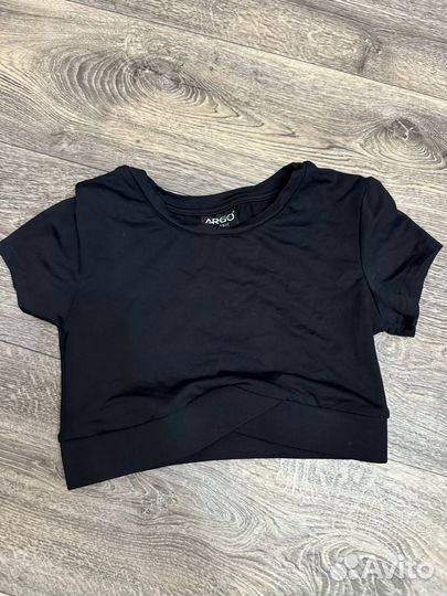 Спортивный топ