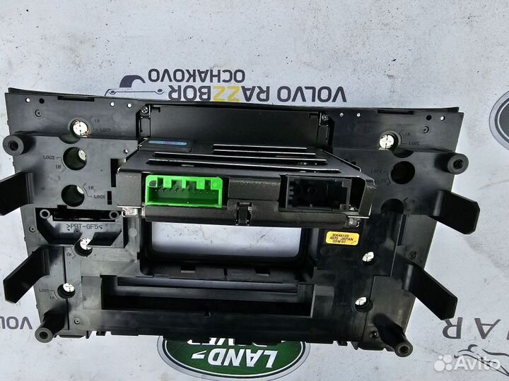 Панель управления магнитолой Volvo XC90 2006-2014