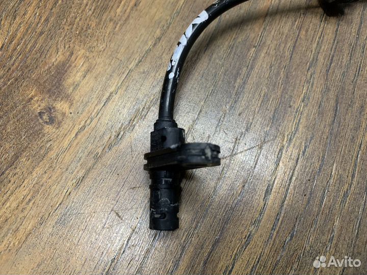 Nissan Tiida Датчик ABS задний левый и правый