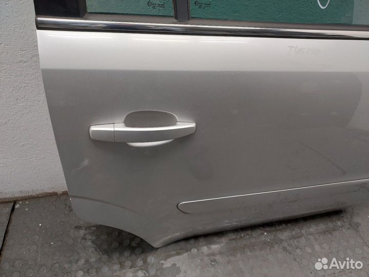 Дверь правая задняя Opel Zafira B, 2007