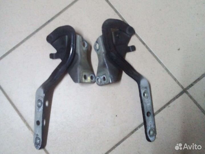 Петли капота vito 639 кузов