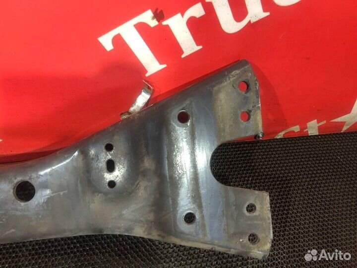 Траверса рамы поперечная