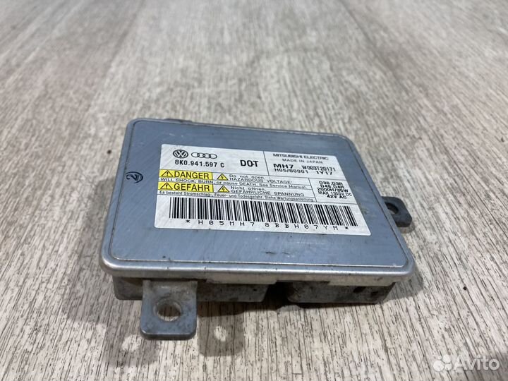 Блок ксенона Volkswagen Touareg 2010 - 2018