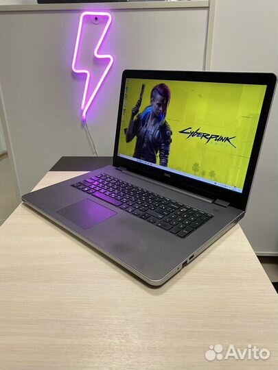 Игровой 17 дюймов IPS/core I7 6Gen/4GB video/8 озу