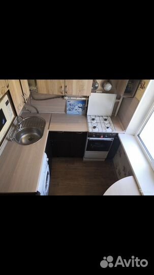 Кухонный гарнитур угловой