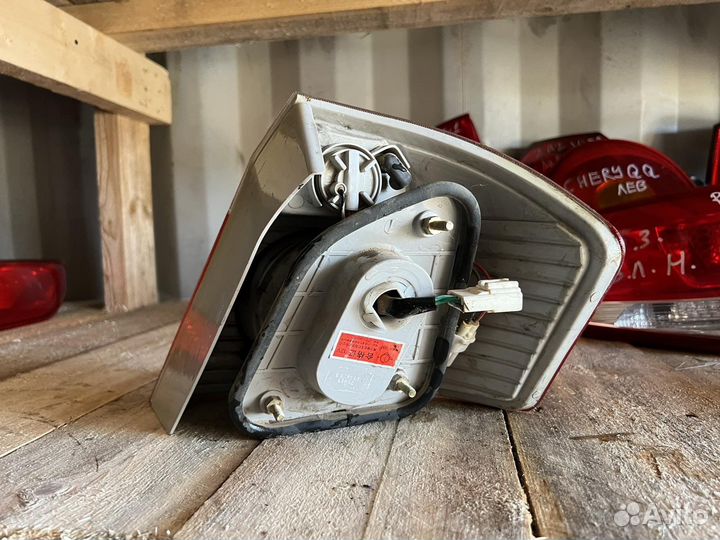 Фонарь левыц Lifan Breez