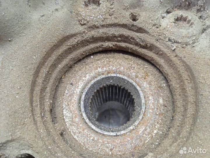 Кулак поворотный задний правый Volkswagen Tiguan