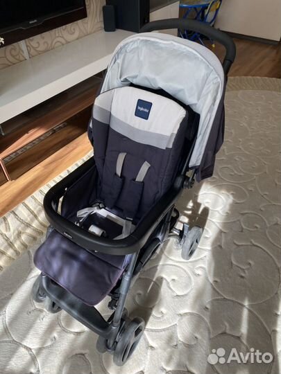Коляска прогулочная