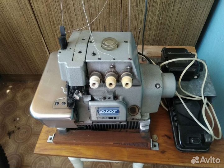 Оверлок (51-264-1) производственный