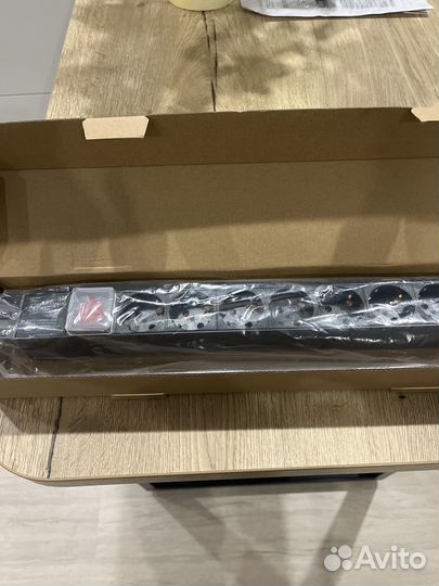 Блок розеток в стойку