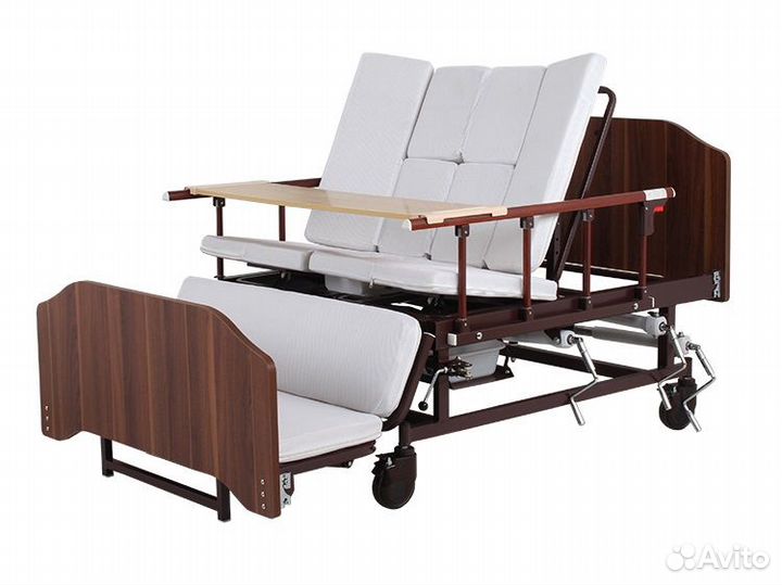 Медицинская кровать для лежачих больных