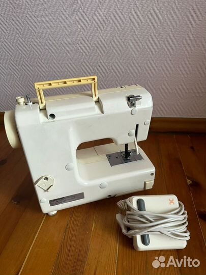 Швейная машина Jaguar