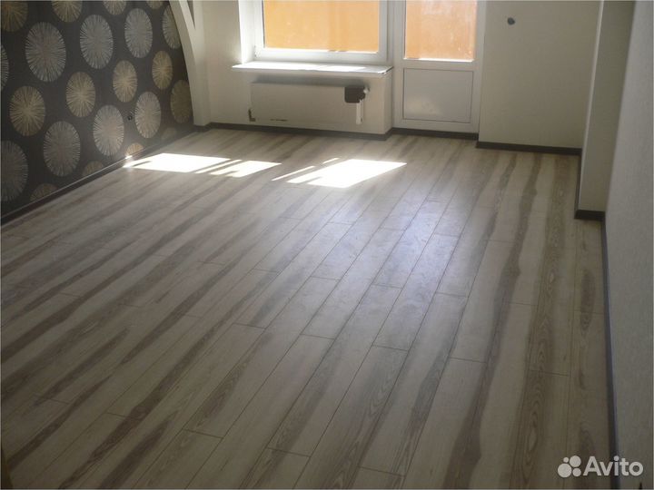 Укладка ламината кварцвинила линолеума