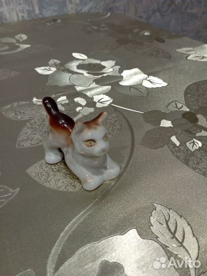 Фарфоровая статуэтка Рысь
