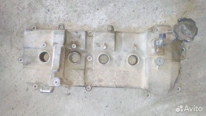 ZJ2010220 Mazda Крышка головки блока (клапанная)