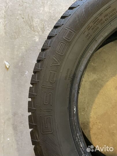 Gislaved Nord Frost 200 215/55 R17 98T