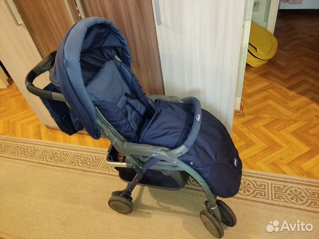 Детская прогулочная коляска Chicco Simplicity