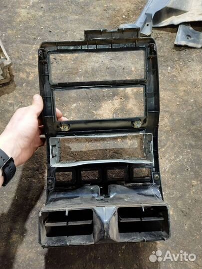 Центральная консоль торпедо nissan almera n15