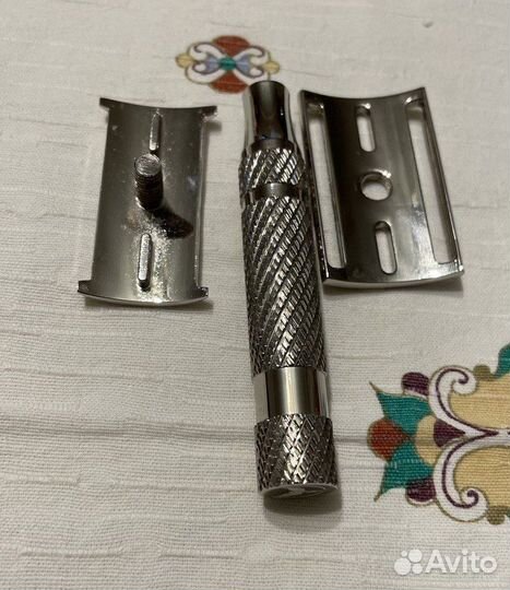 Бритвенный станок The Phoenix Prismatic