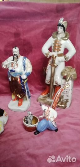 Фарфоровые статуэтки