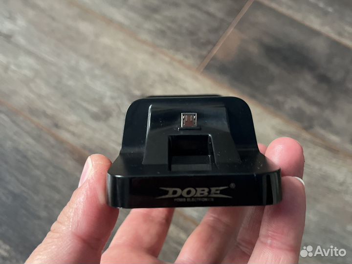 Зарядная станция Sony ps4