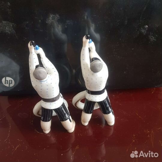 Фарфоровый статуэтка