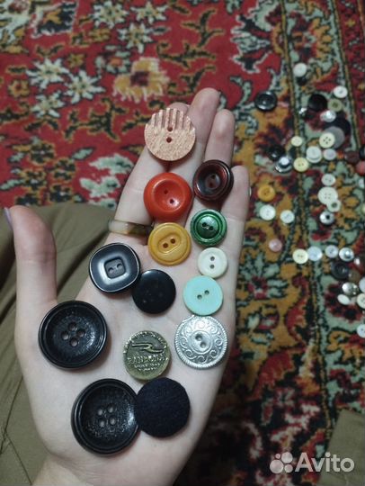 Пуговицы