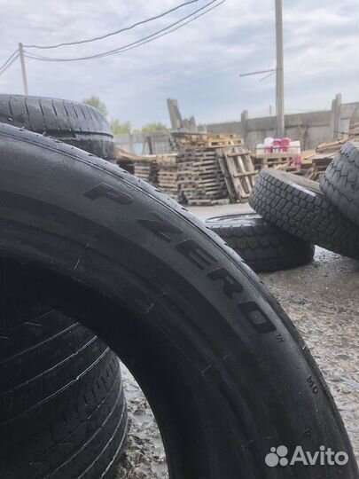 Pirelli P Zero 295/40 R21