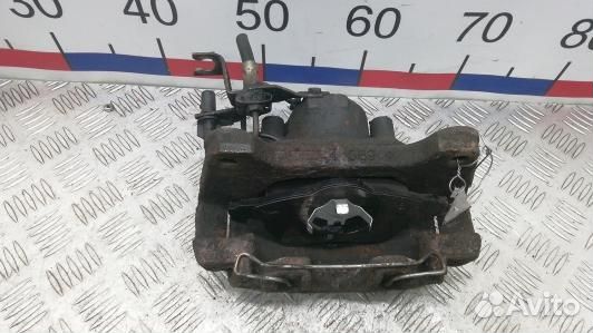 Суппорт тормозной передний правый audi A6 C6 (9DN2