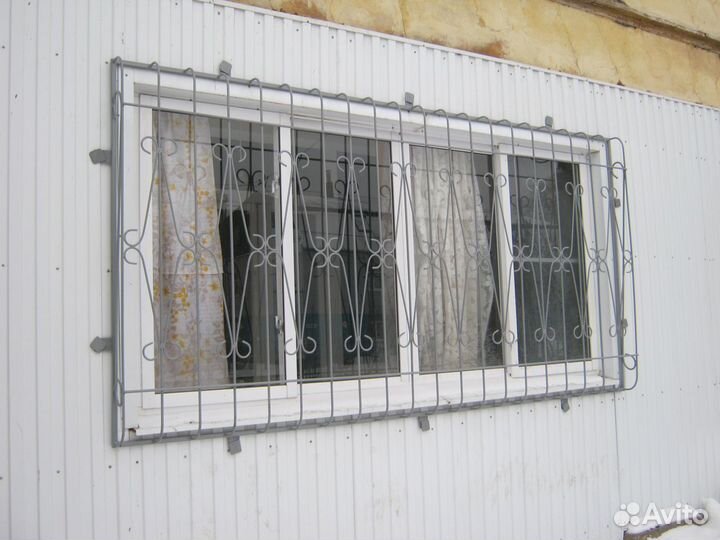 Решетки на окна, лоджии N 1210 из прутка