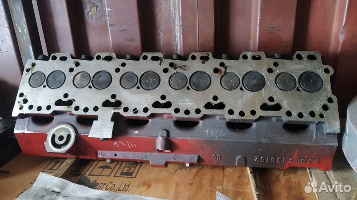 Головка блока Cummins 8.3