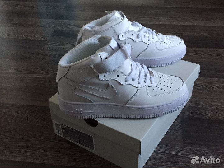 Nike Air Force 1