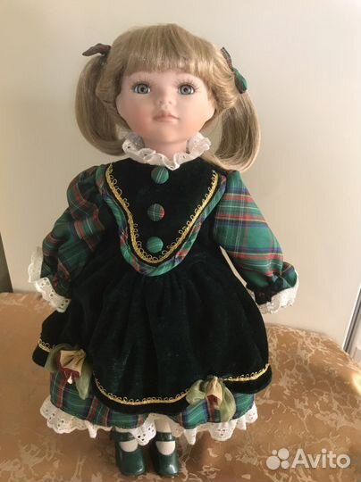 Кукла фарфоровая remeco collection