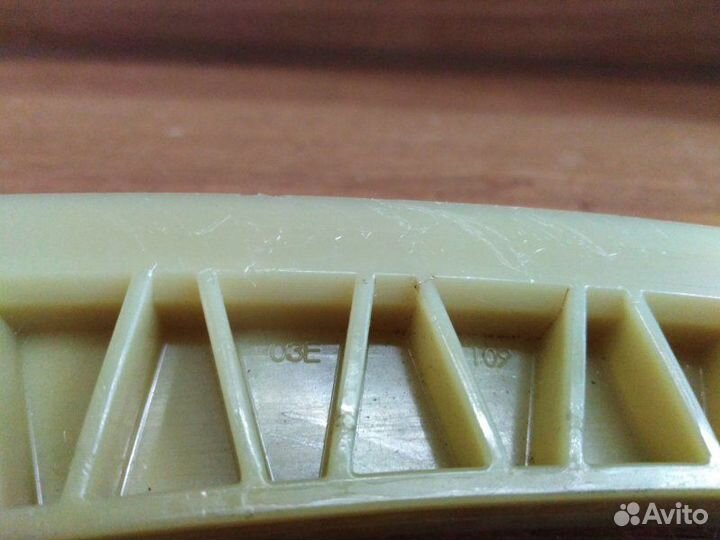 Успокоитель цепи грм Volkswagen Polo 2002 - 2010