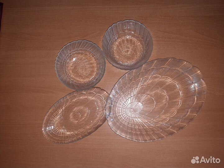 Набор посуды из стекла