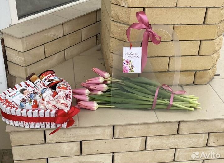 Подарочная коробка