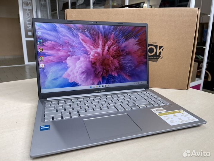 Новый ноутбук Asus 512 гб, Core i3-1215U, RAM 8 гб