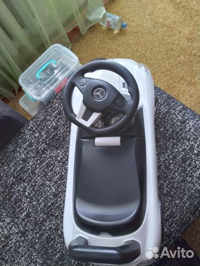 Продаю детскую машинку-каталка Mercedes-Benz, испо
