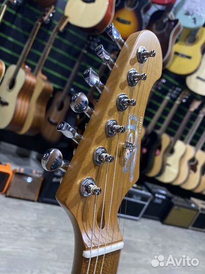 JET JS-400 OW электрогитара белая (Новая)