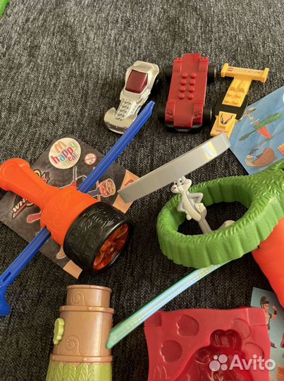 Макдональдс игрушки Looney Tunes, спайдер