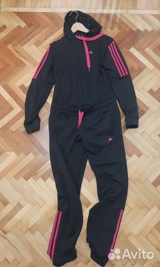 Спортивный костюм adidas женский