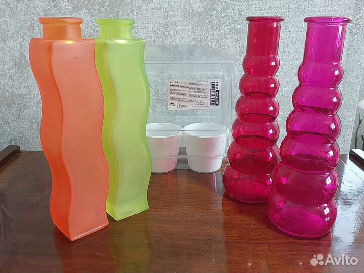 Бонбоньерка хрустальная, вазы на ножке