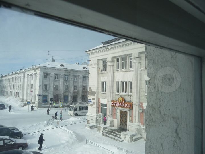 2-к. квартира, 73 м², 2/3 эт.