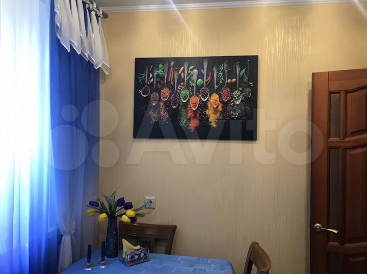 2-к. квартира, 50 м², 3/12 эт.