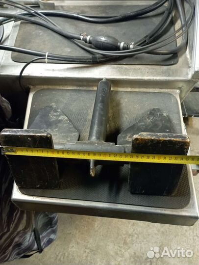 Якорь для лодки