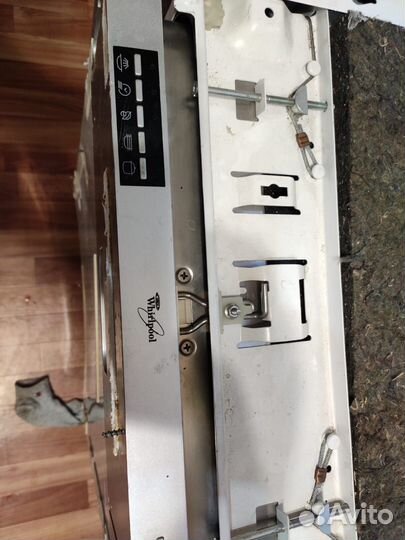 Посудомоечная машина на запчасти Whirpool adg-145