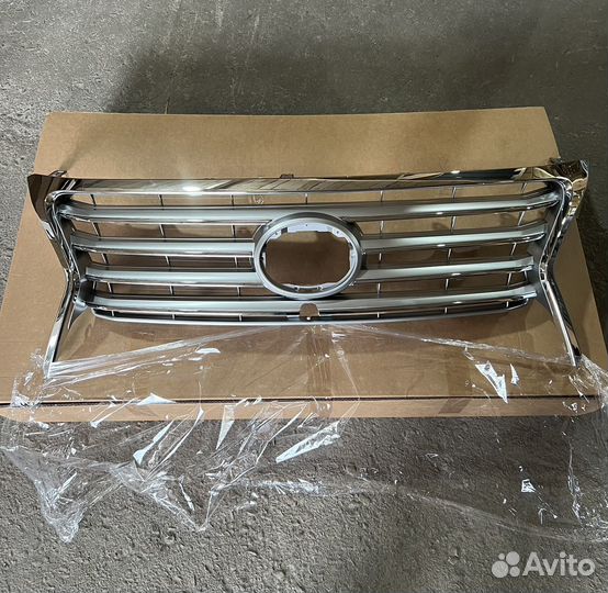 Решетка радиатора Lexus lx 570 2012-2015гг