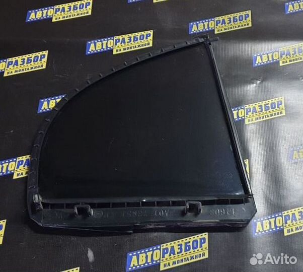 Стекло двери задней левой (форточка) FAW Besturn B