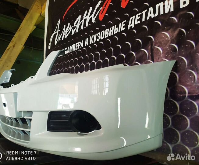Бампер новый Ниссан Альмера